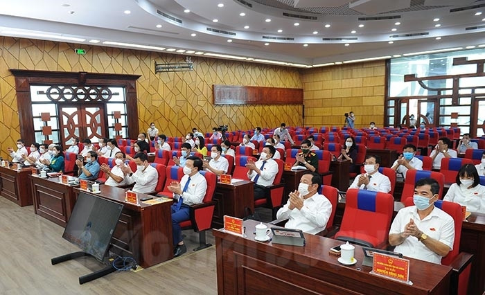 Hai Duong provincial People's Council passes two important resolutions on investment